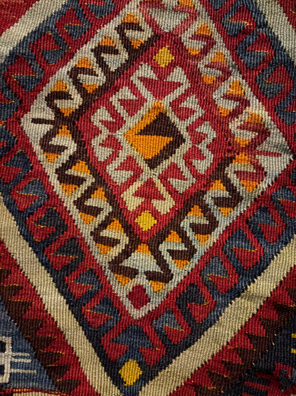 ANTIQUE KILIM