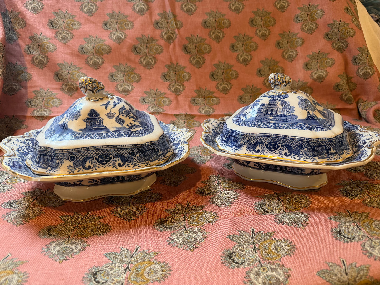 LIDDED DISHES