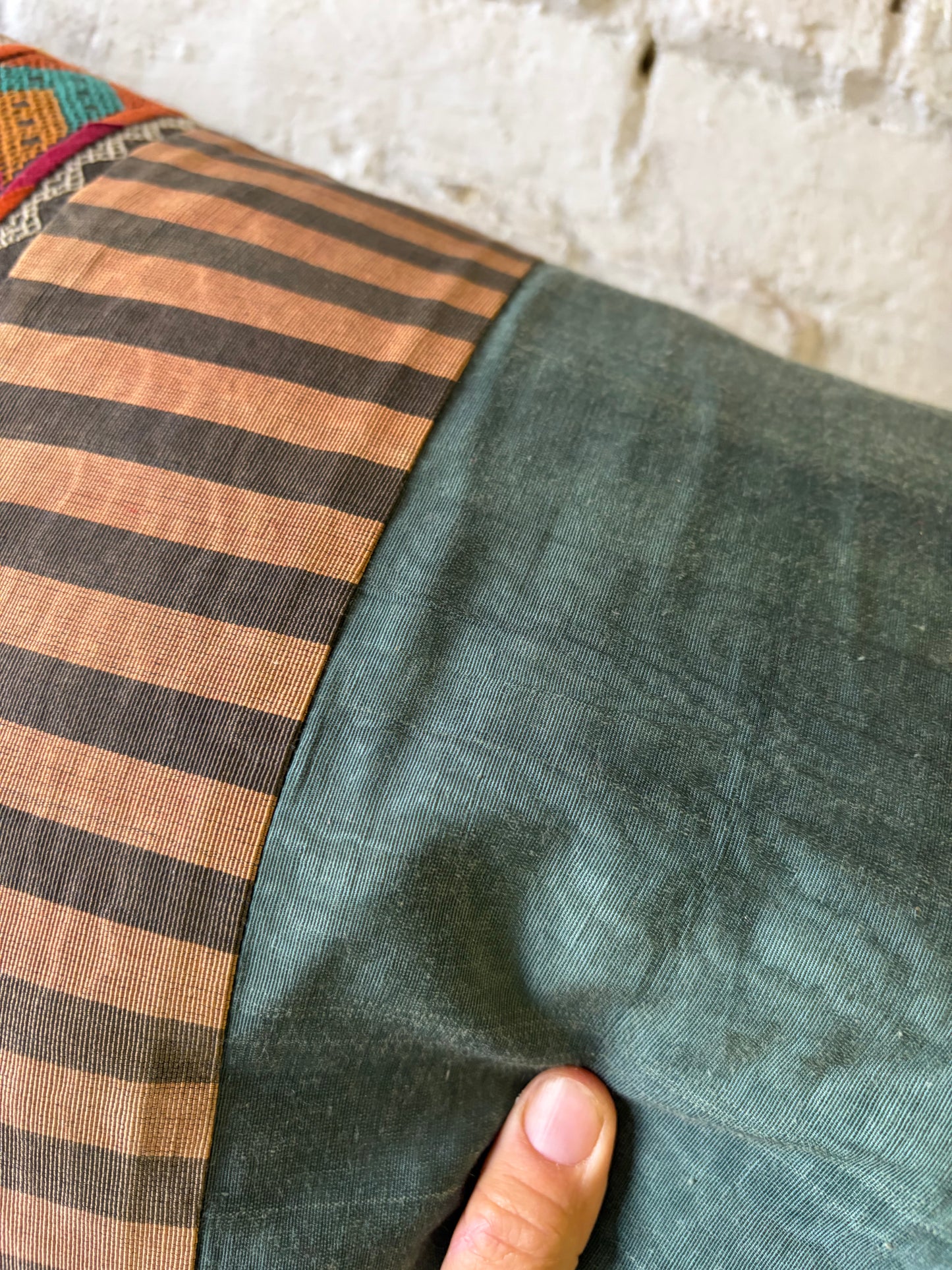 CUSHION