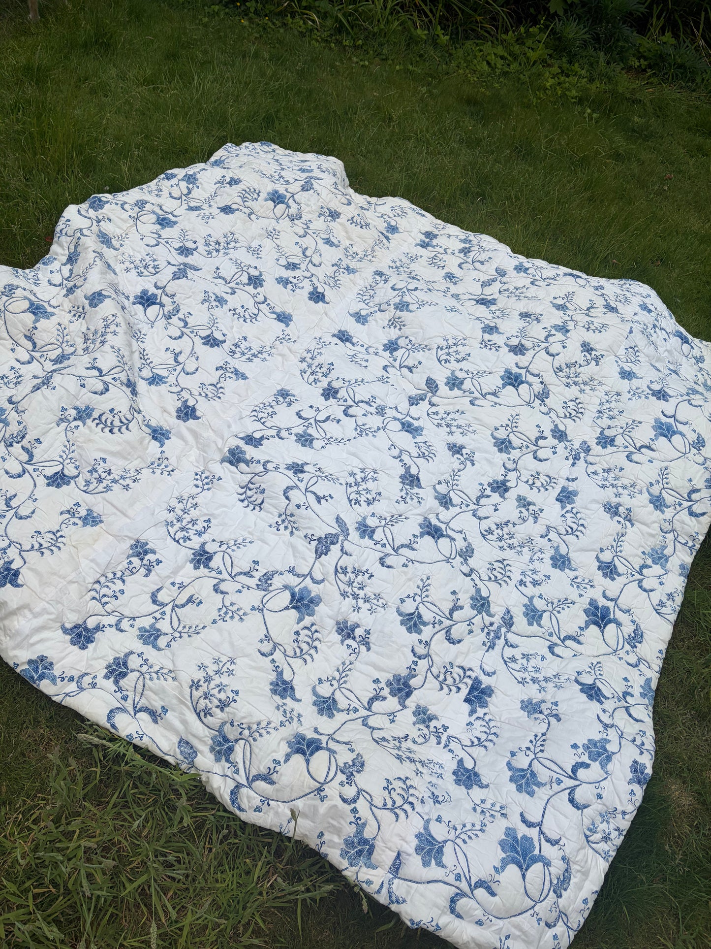 BLUE AND WHITE QUILT