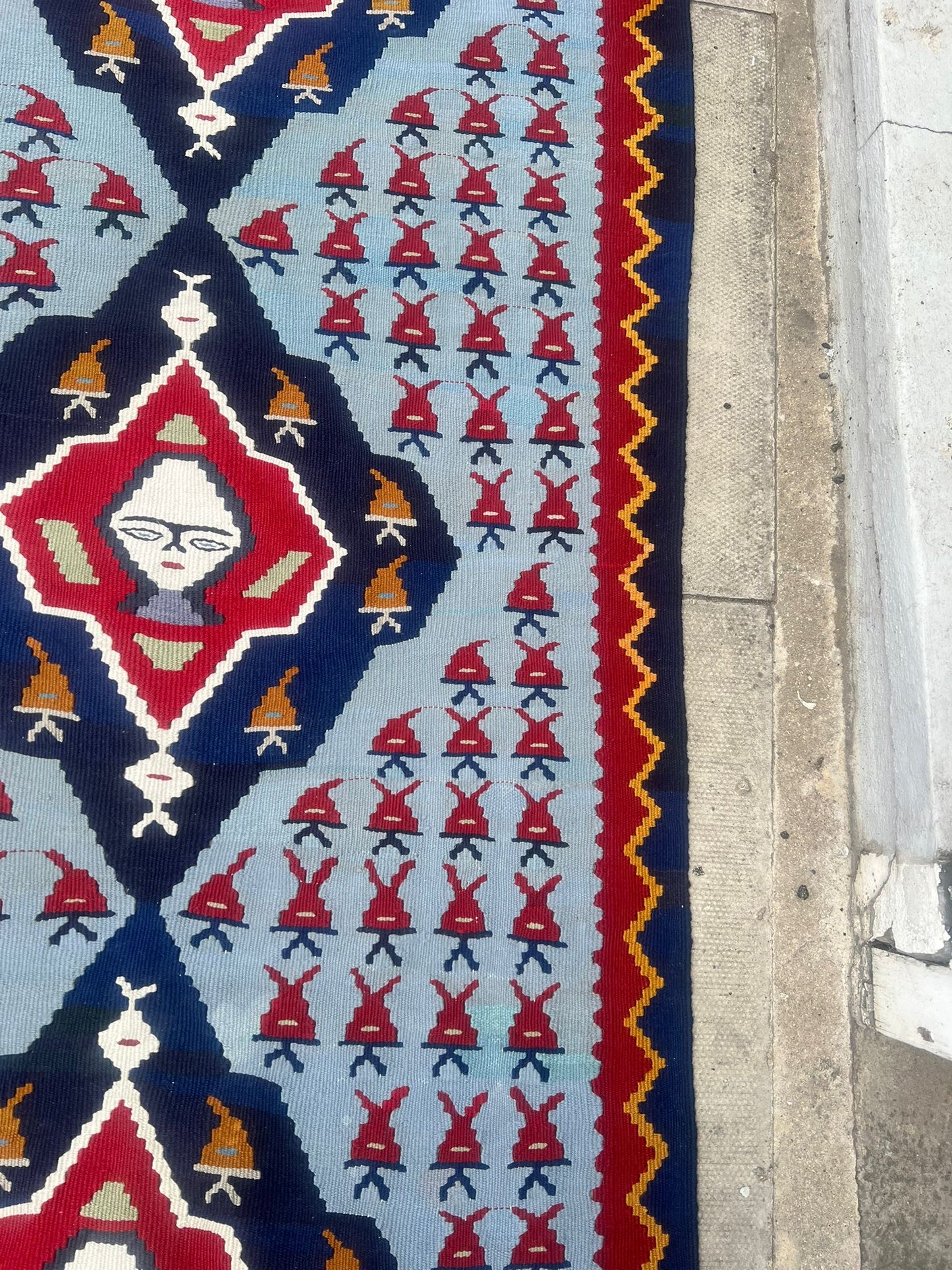 KILIM RUG