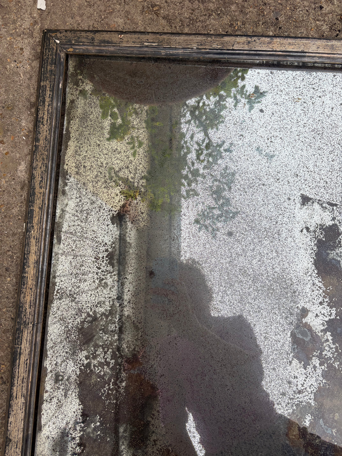 ANTIQUE MIRROR