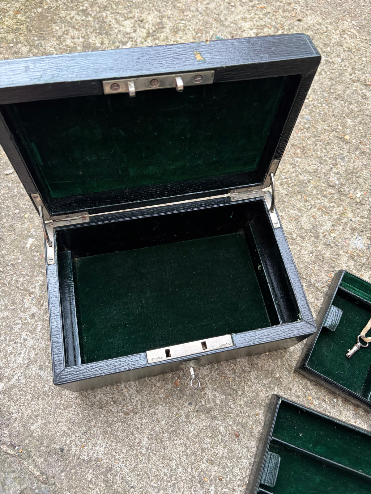 JEWELLERY BOX