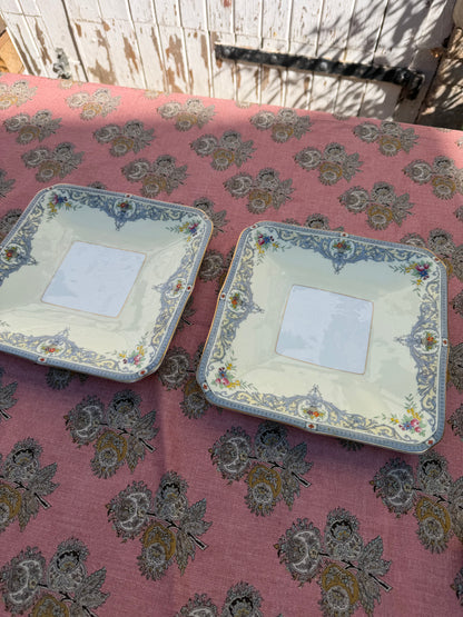 SQUARE PLATES