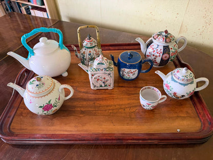 10 COLLECTABLE PIECES
