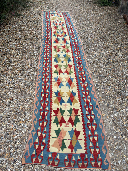 DOUBLE STAR KILIM RUNNER