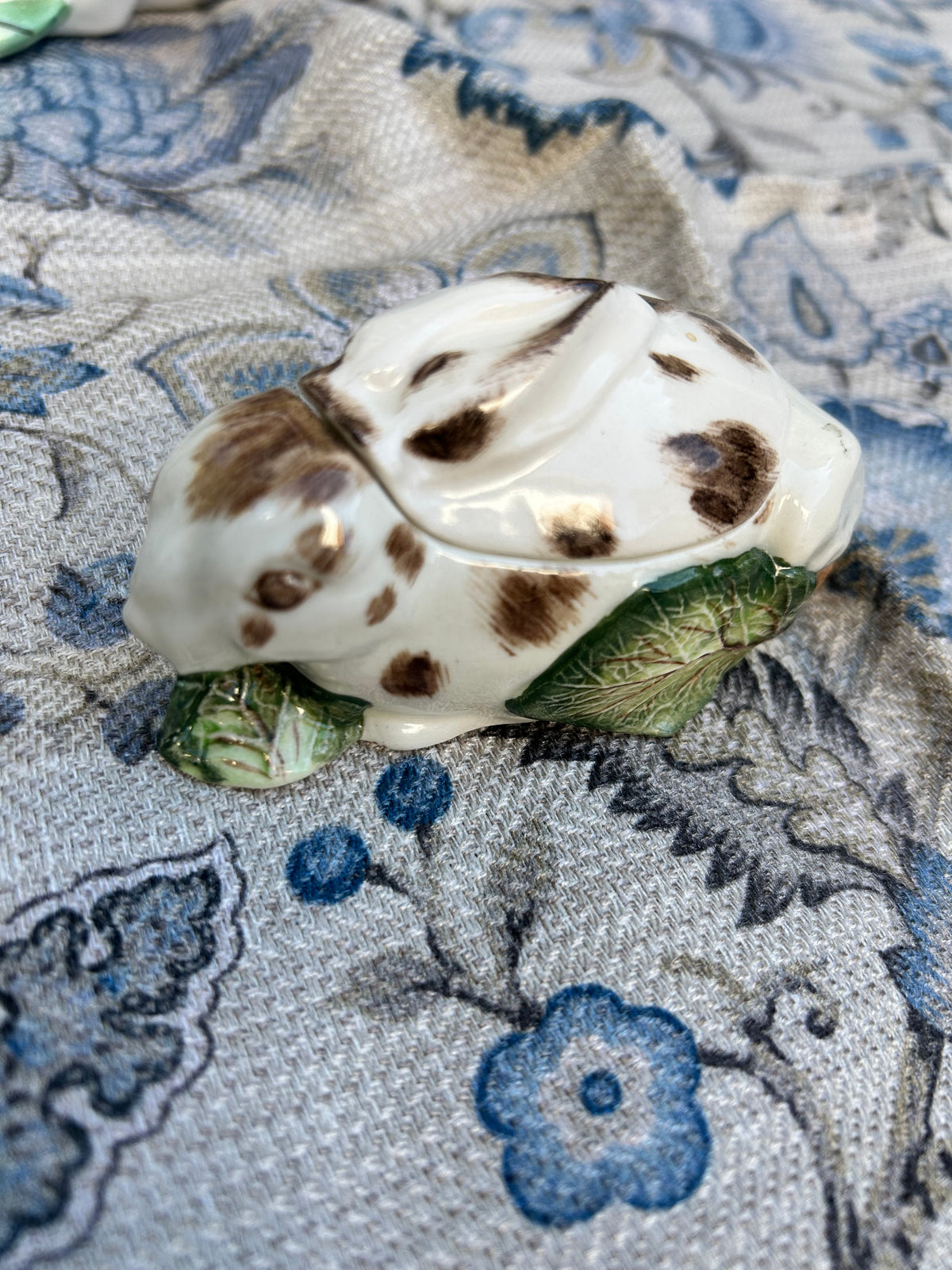 RABBIT TRINKET BOX