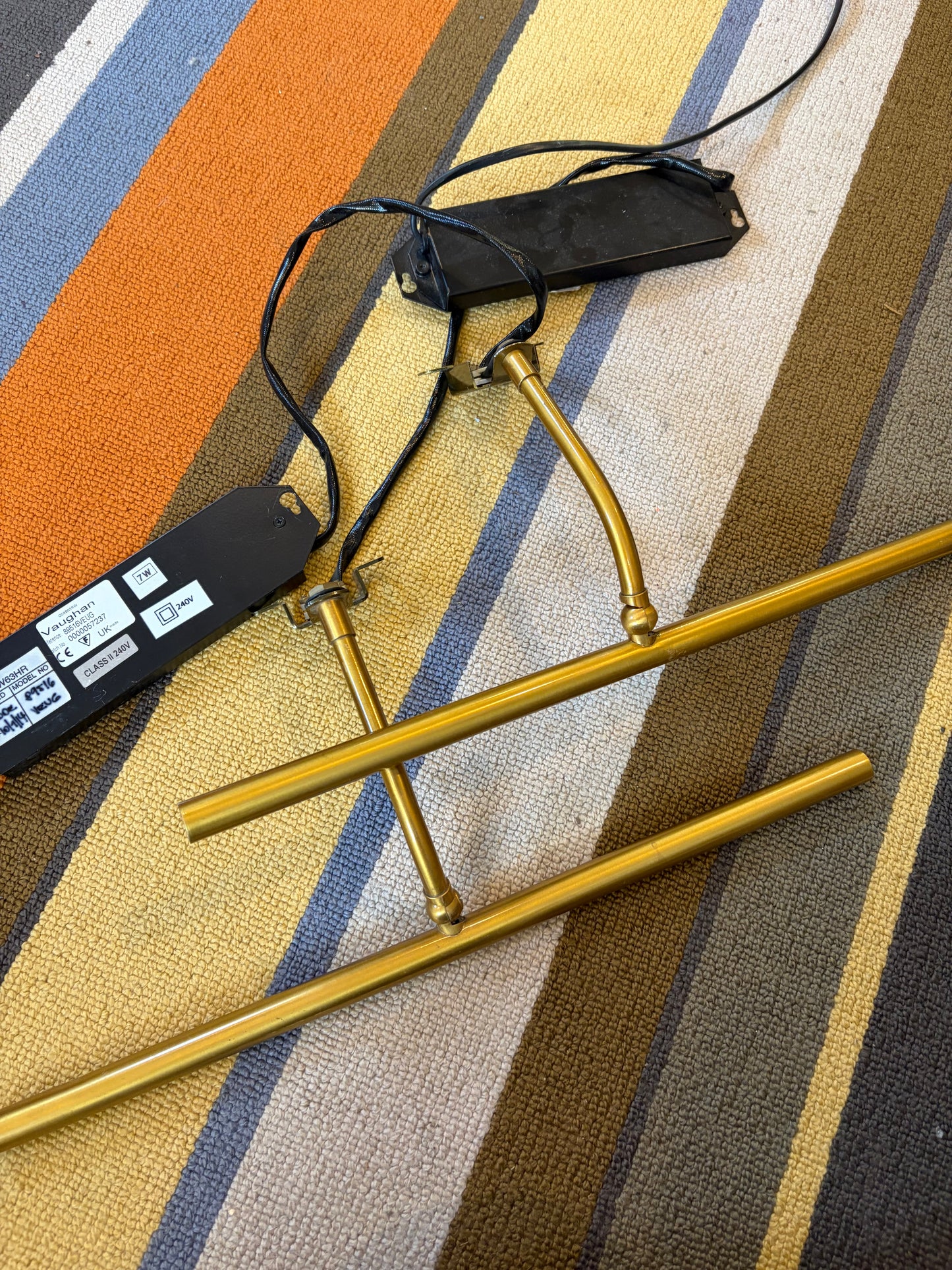 VAUGHAN PICTURE LIGHTS