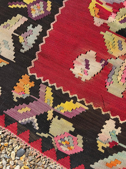 KILIM RUG
