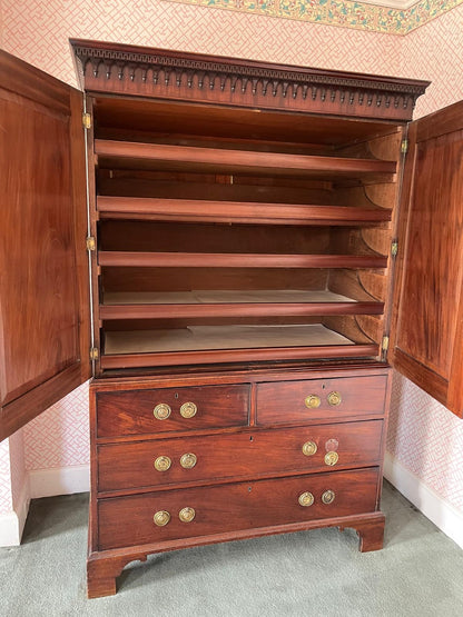 LINEN PRESS