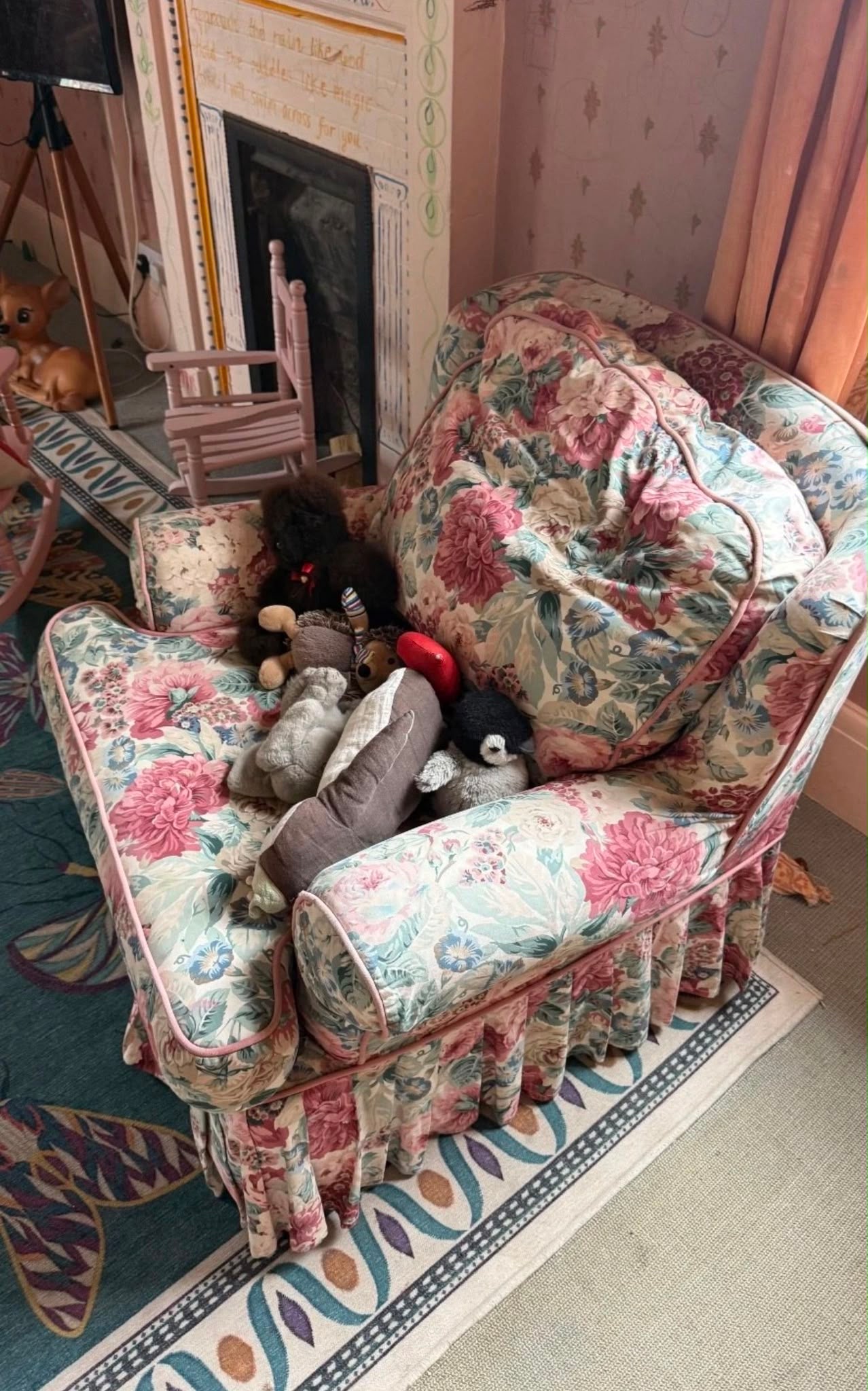 CHAIR