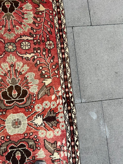 CARPET RUNNER