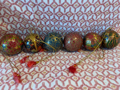 BEAUTIFUL BAUBLES