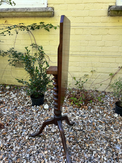 BOBBIN TABLE