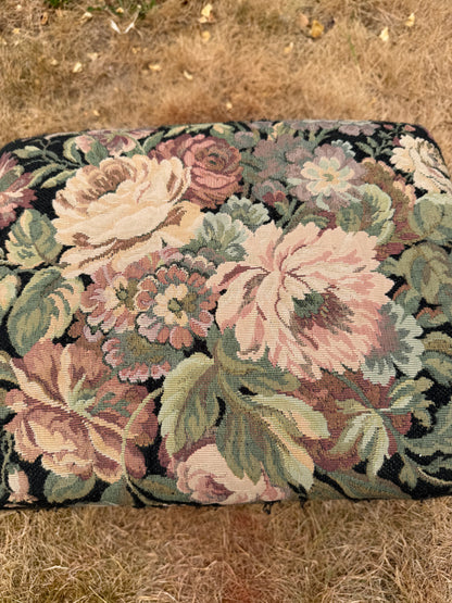 FOOTSTOOL