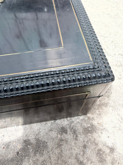 ANTIQUE BOX