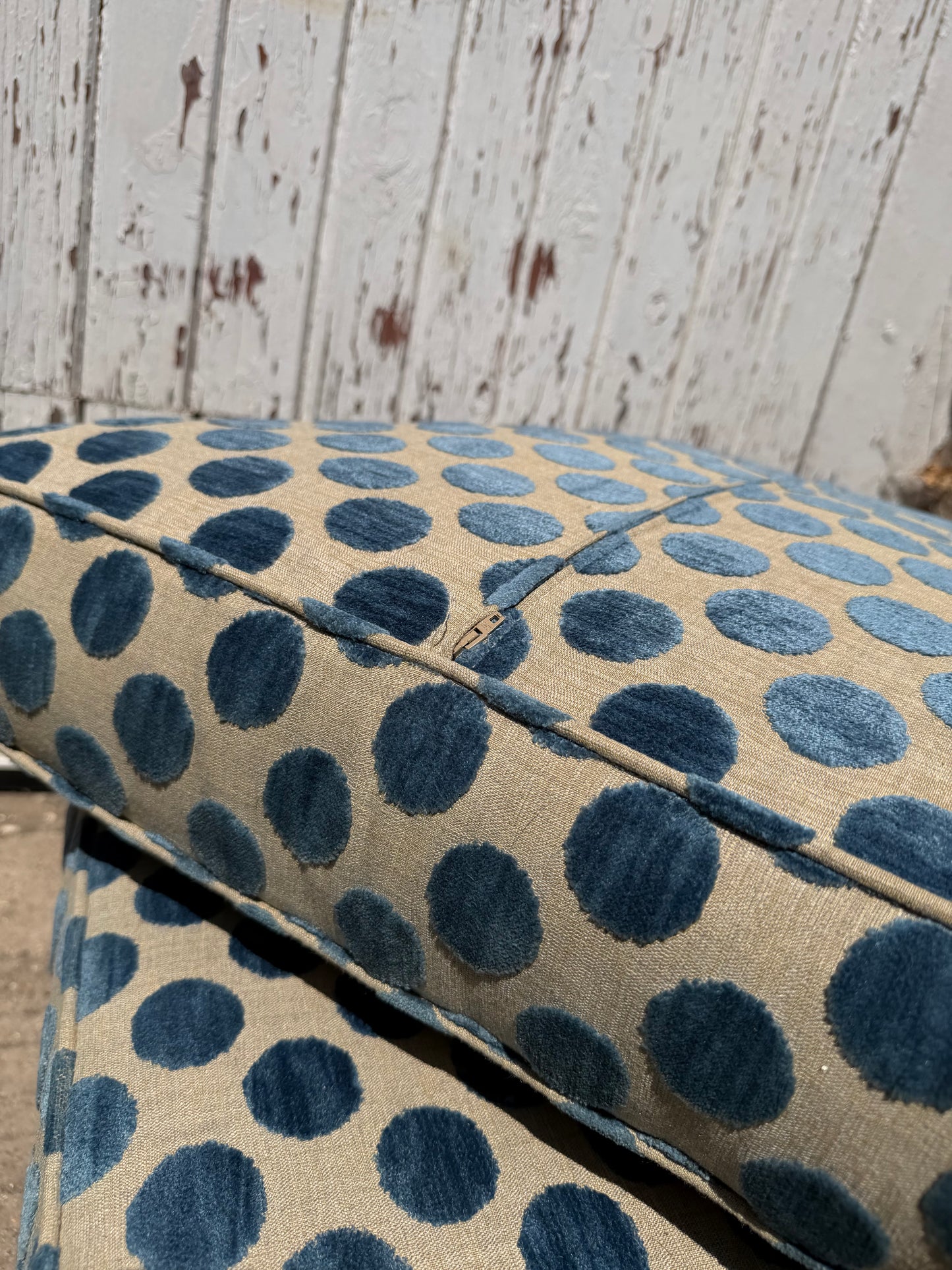 POUFFE