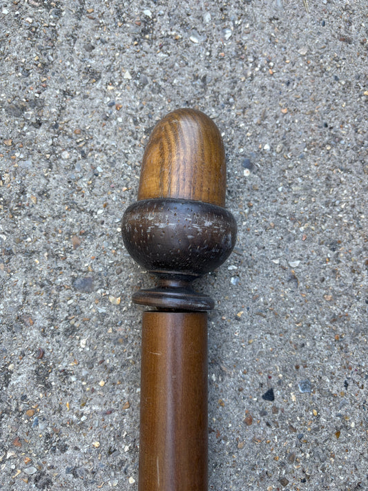 CURTAIN POLE
