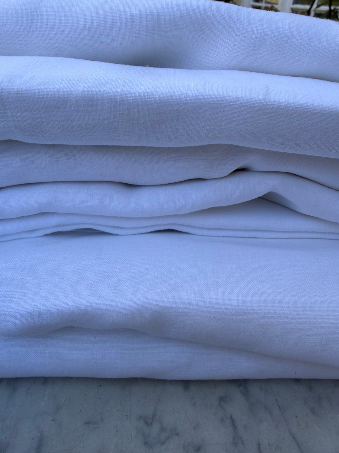 VINTAGE LINEN