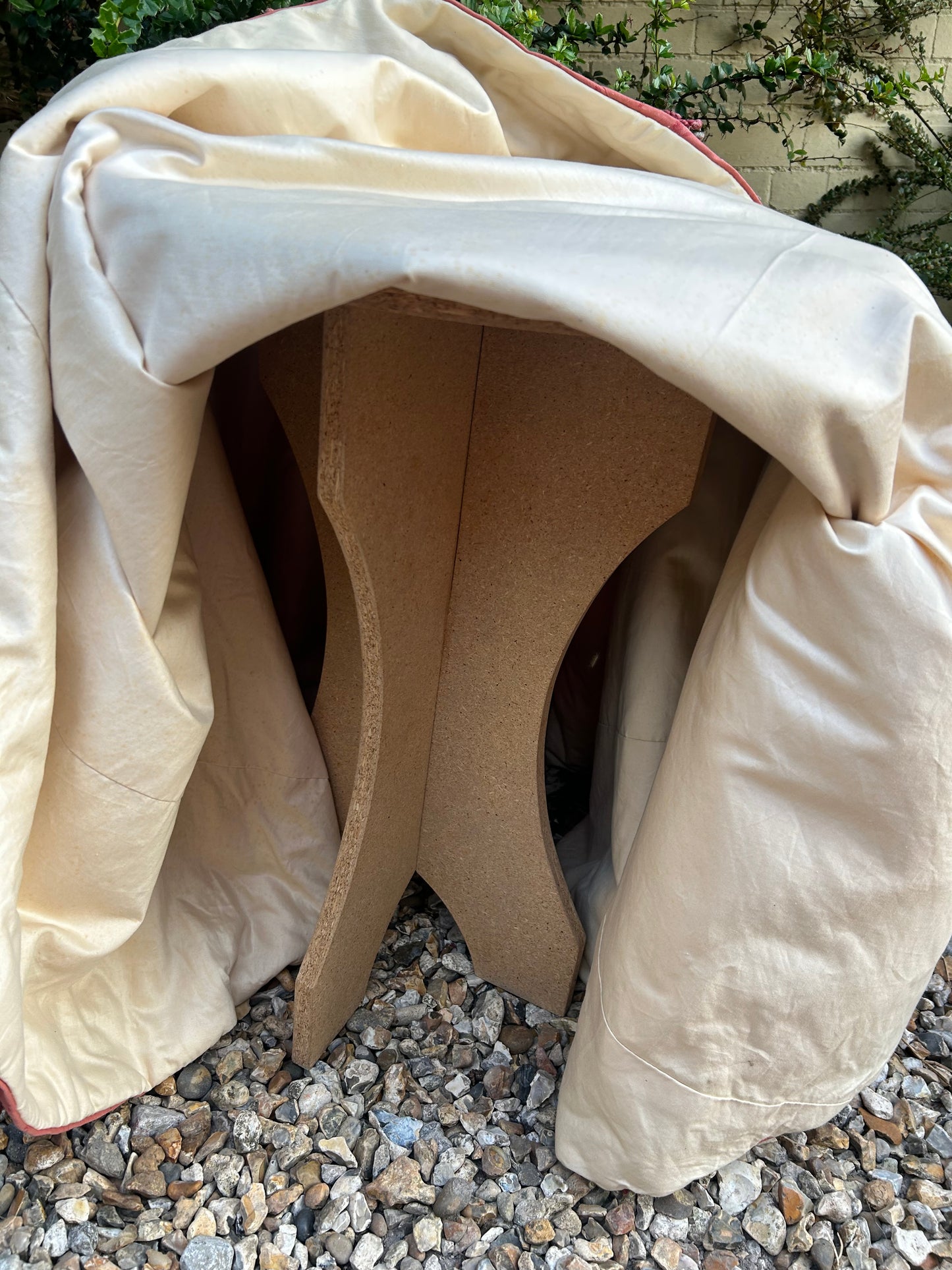 COLEFAX TABLE