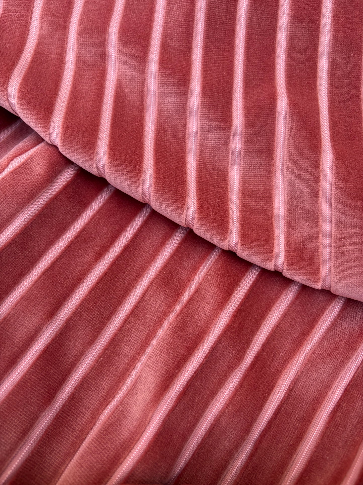VELVET MATERIAL
