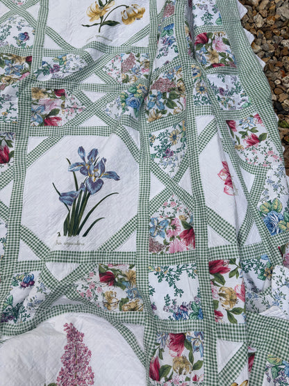 FLOWERS QUILT