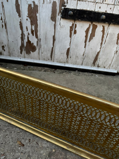 BRASS FIRE GUARD