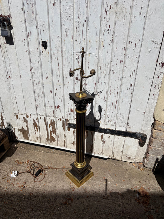COLEFAX LAMP