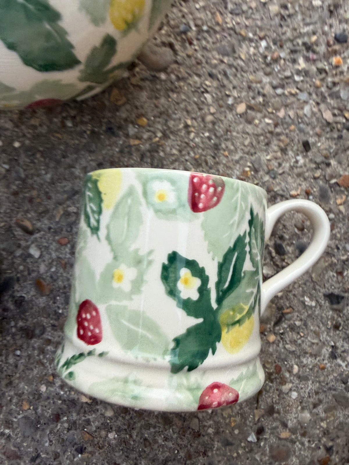 BRIDGEWATER POTTERY