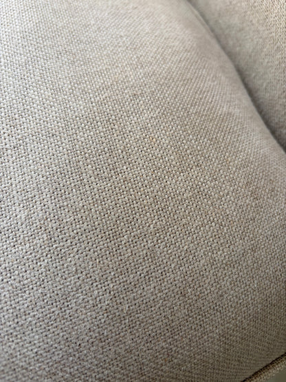 SOFA IN VOLGA LINEN