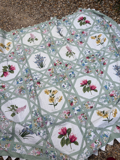 FLOWERS QUILT