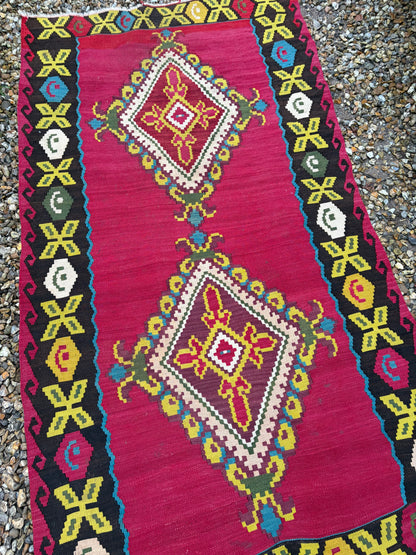 KILIM RUG
