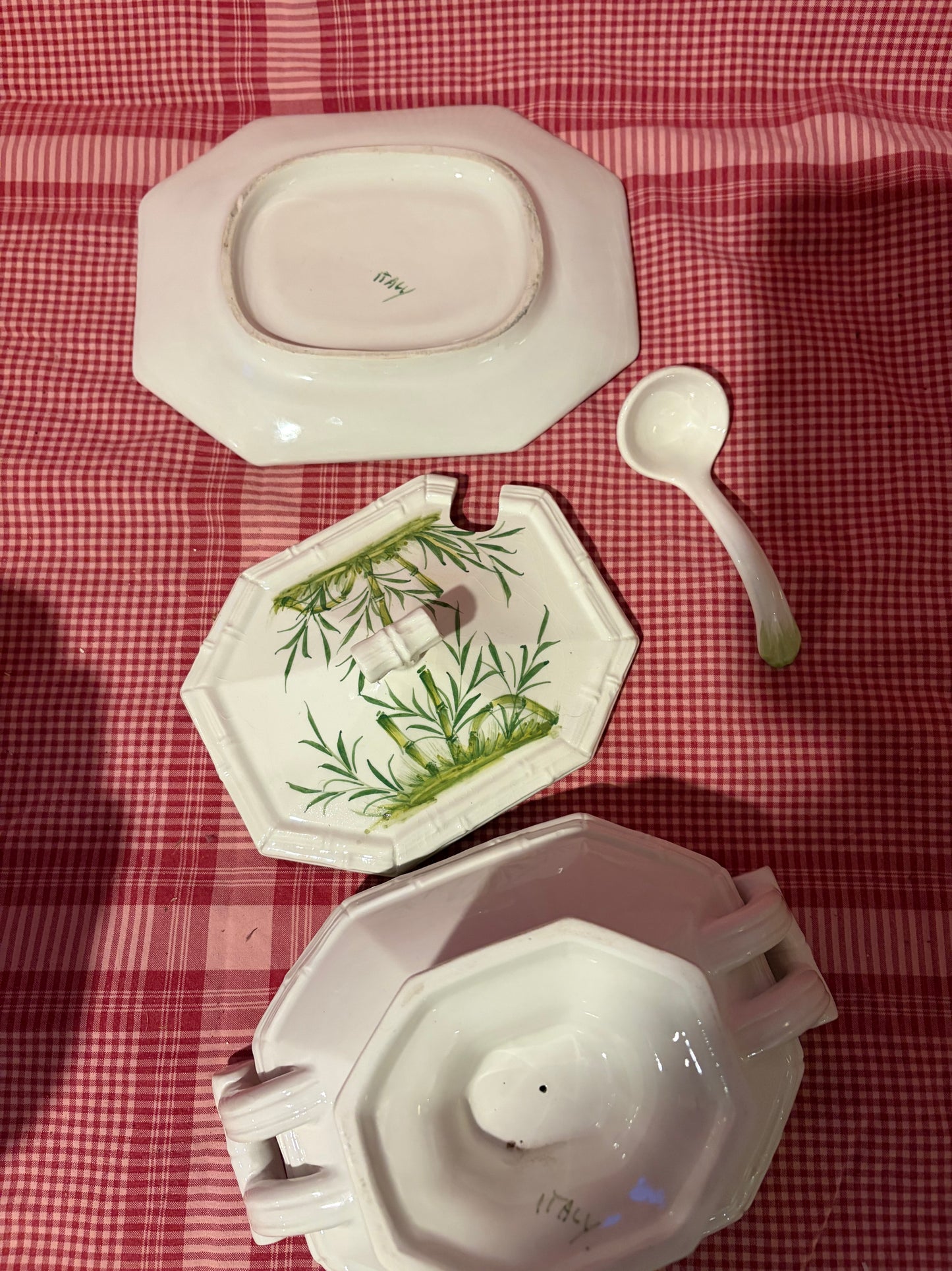 SMALL LIDDED DISH