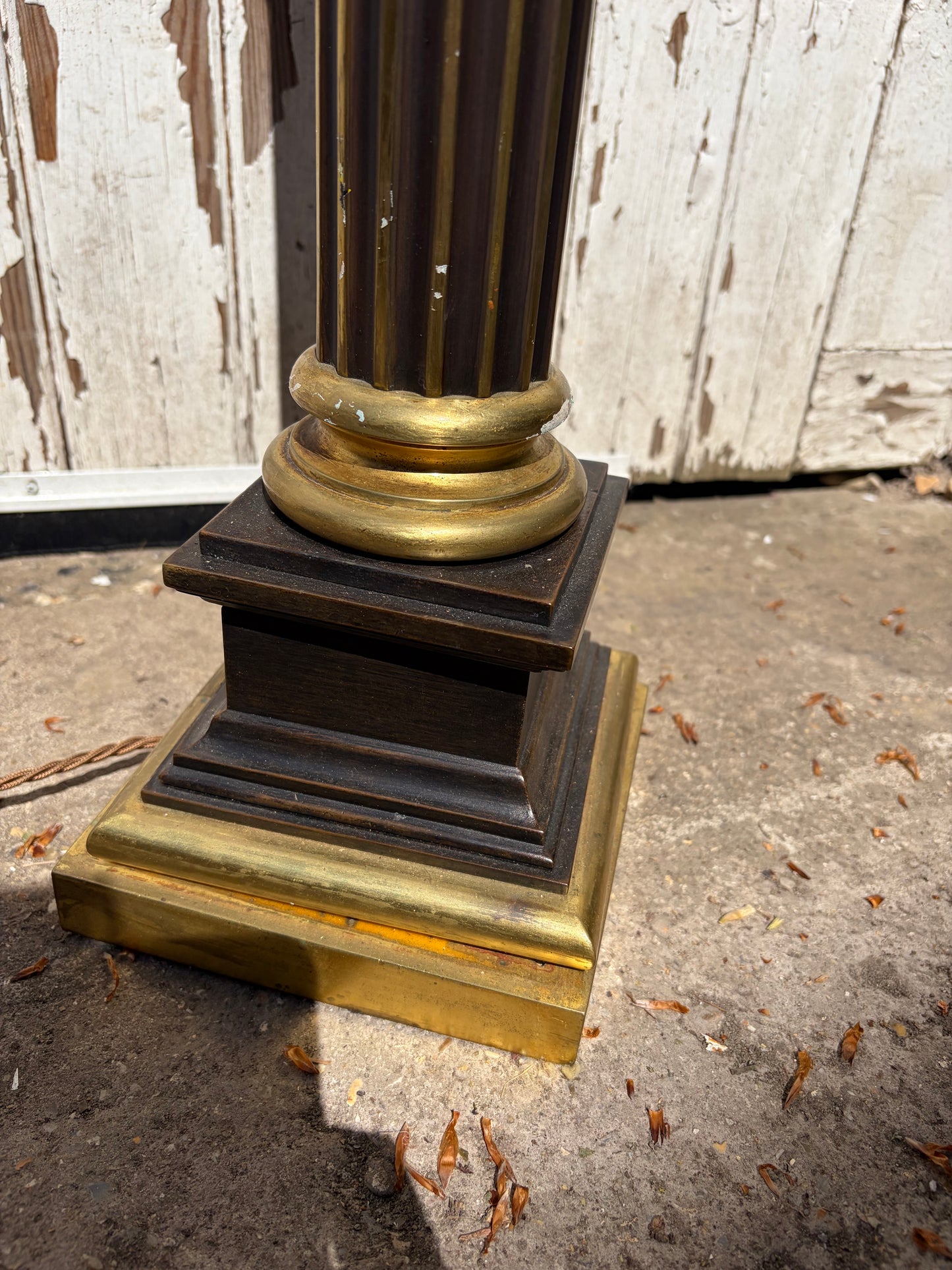 COLEFAX LAMP