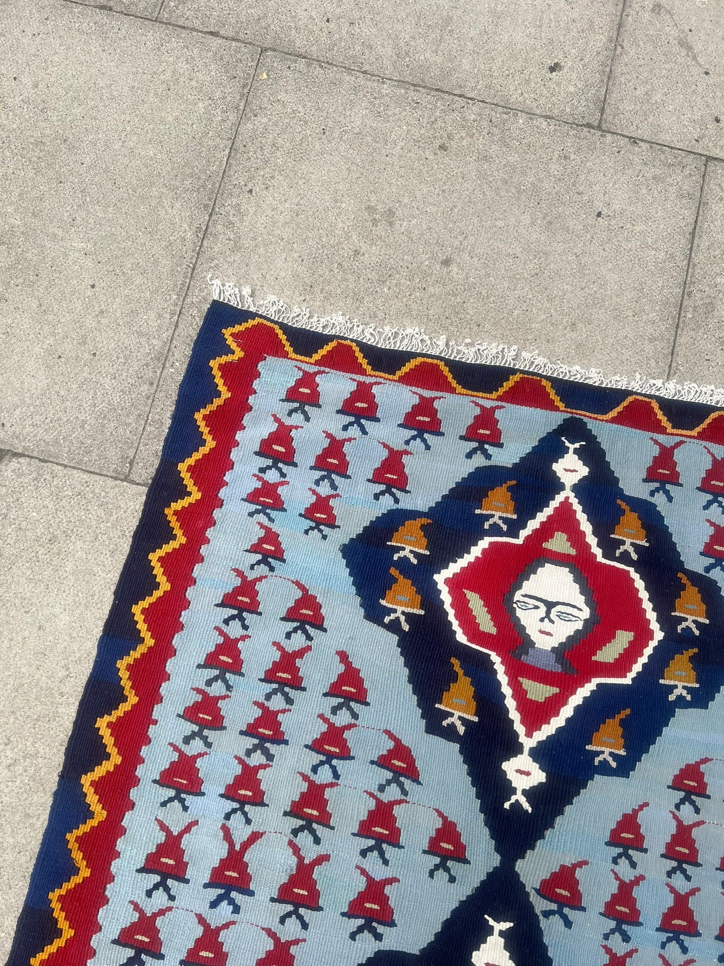 KILIM RUG
