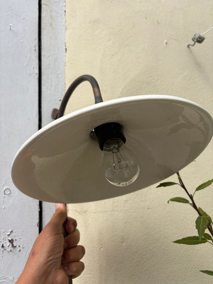 VINTAGE LIGHT
