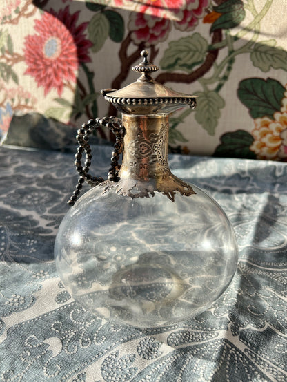 DECANTER