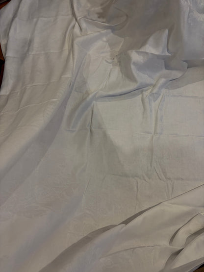 TABLECLOTH