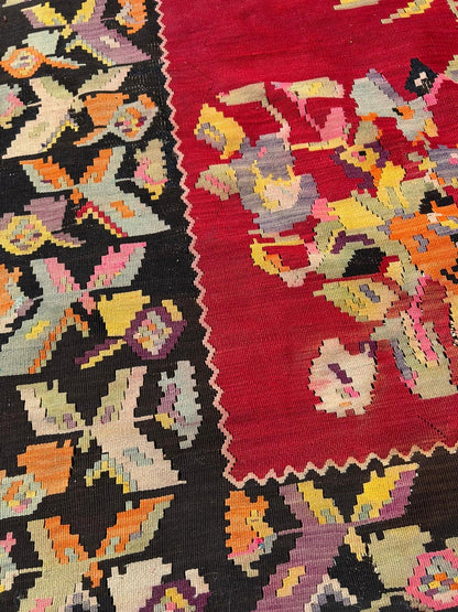 KILIM RUG