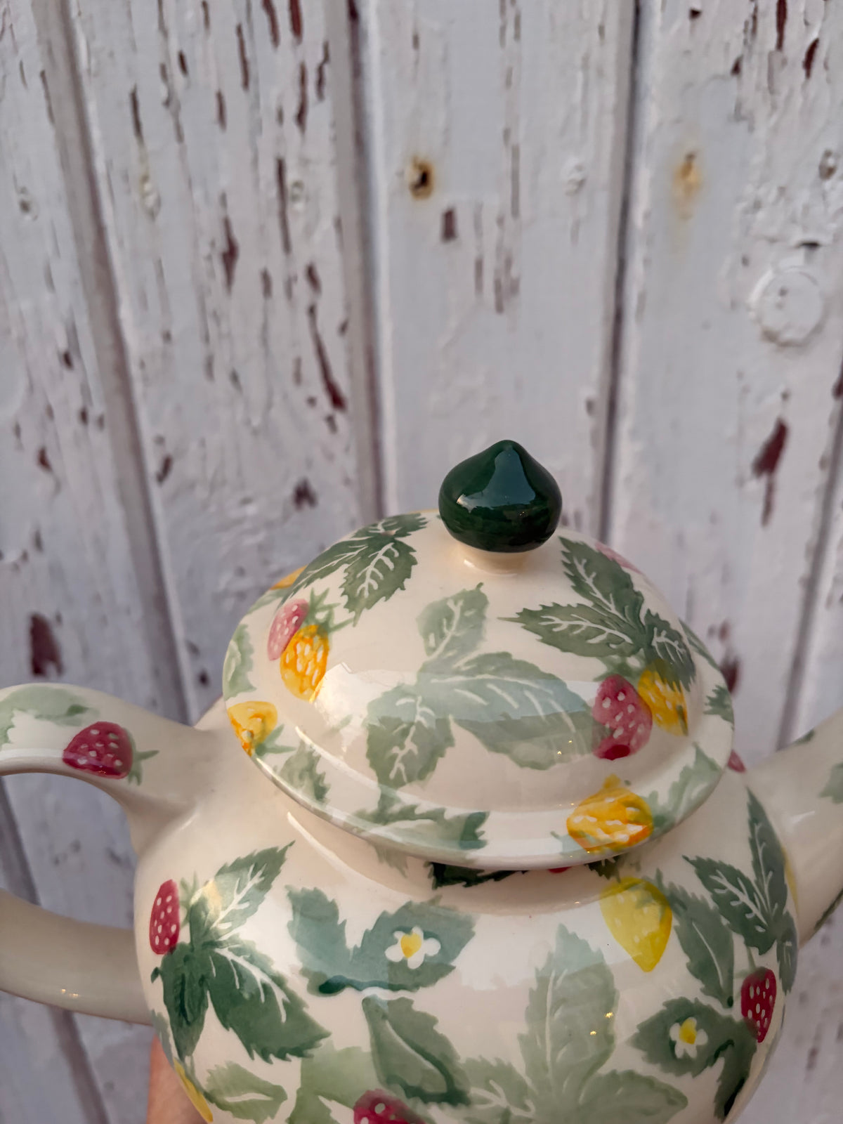 LARGE TEAPOT