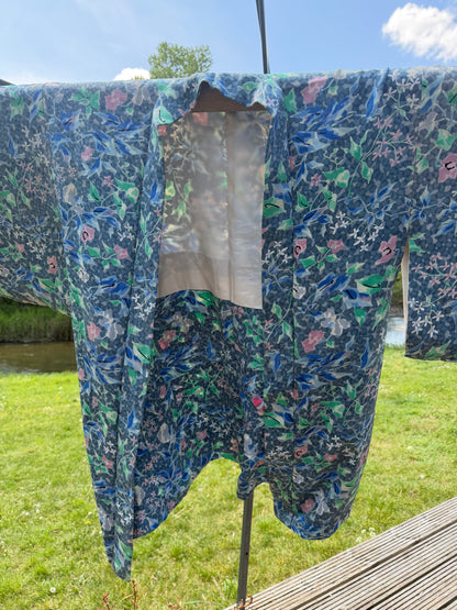 KIMONO