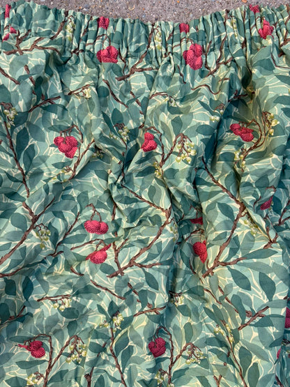 CURTAIN