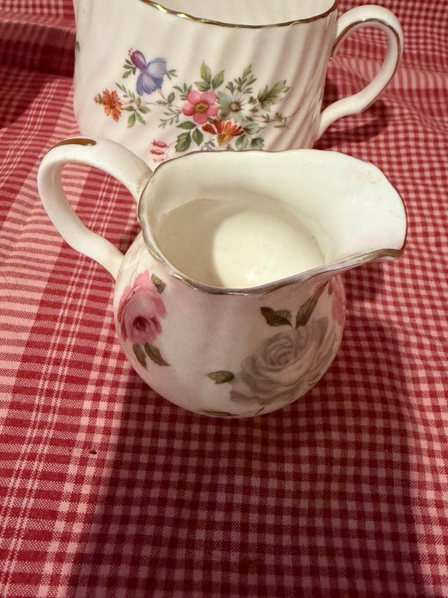 JUGS