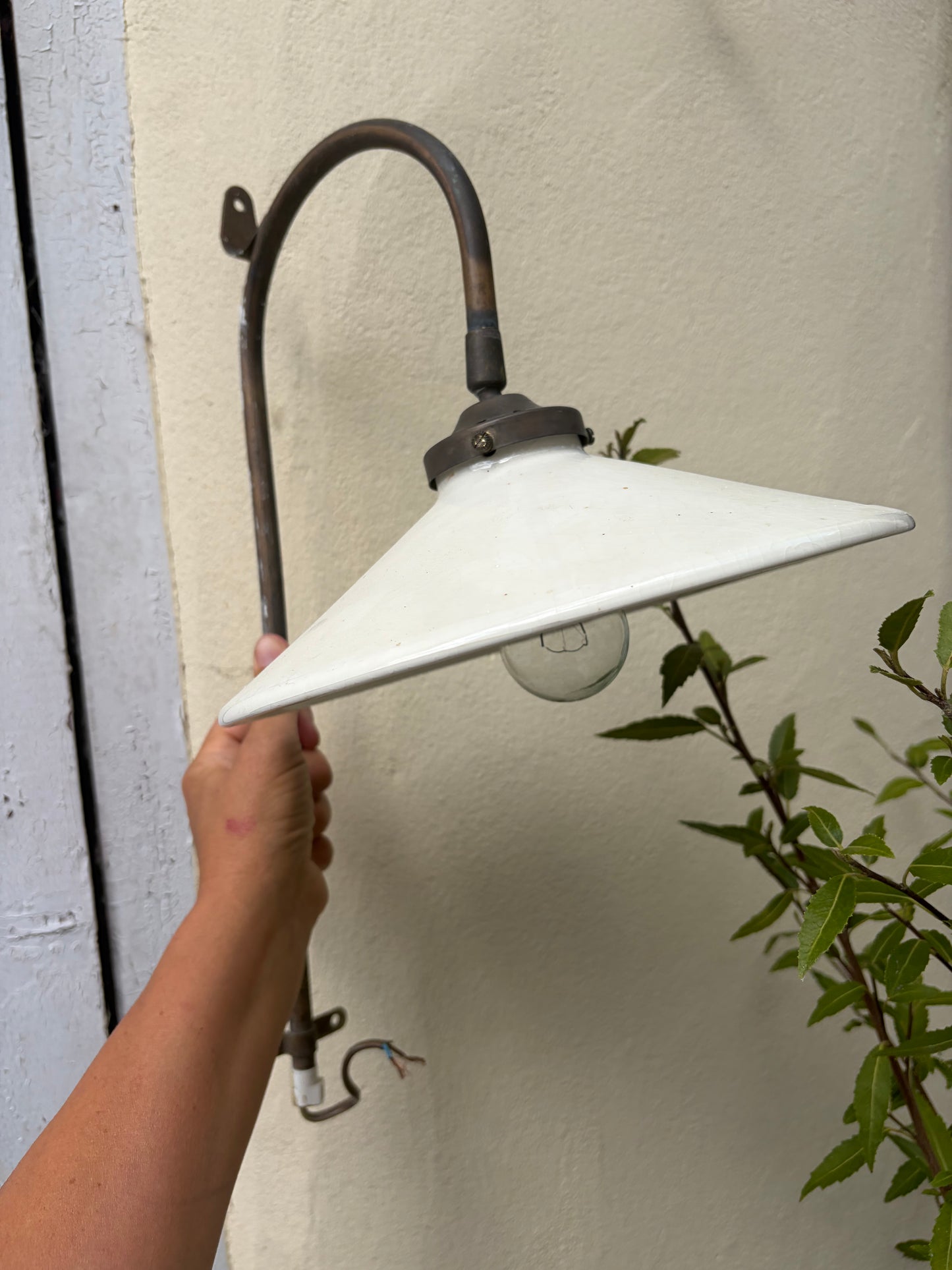 VINTAGE LIGHT