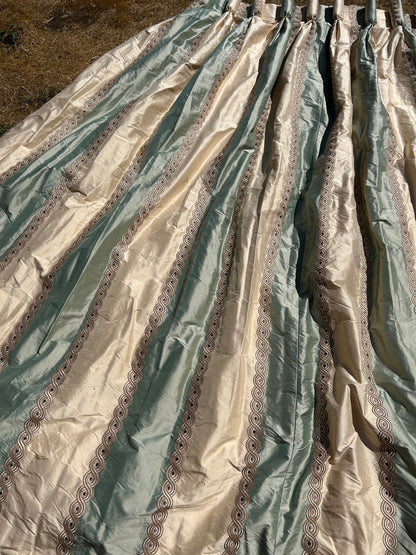 SINGLE SILK CURTAIN (COLEFAX)