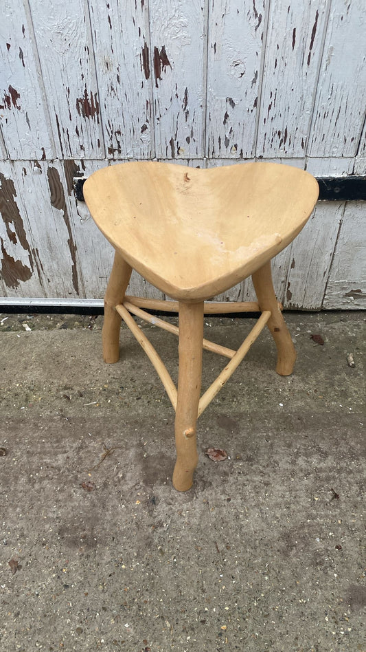 HEART STOOL