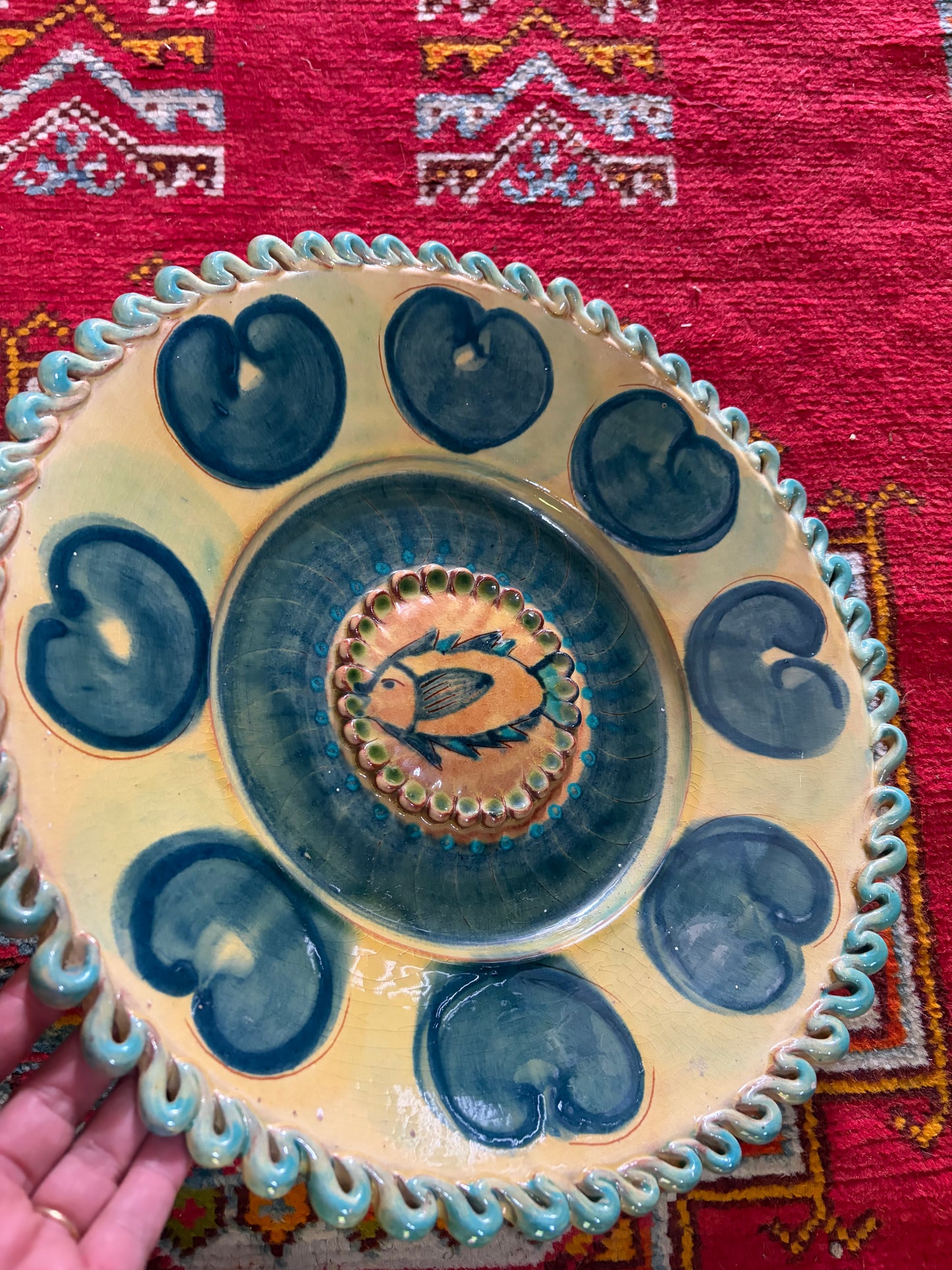 DECORATIVE PLATE