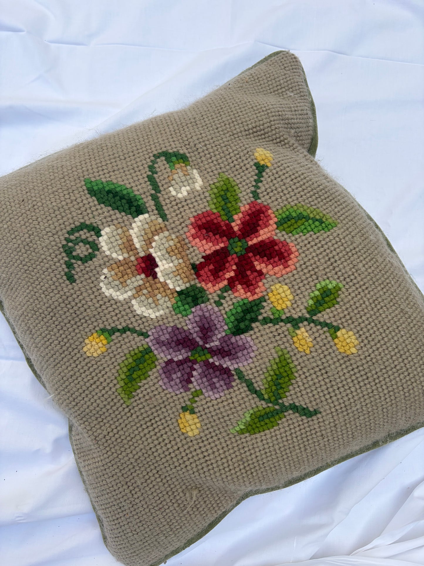 TAPESTRY CUSHION