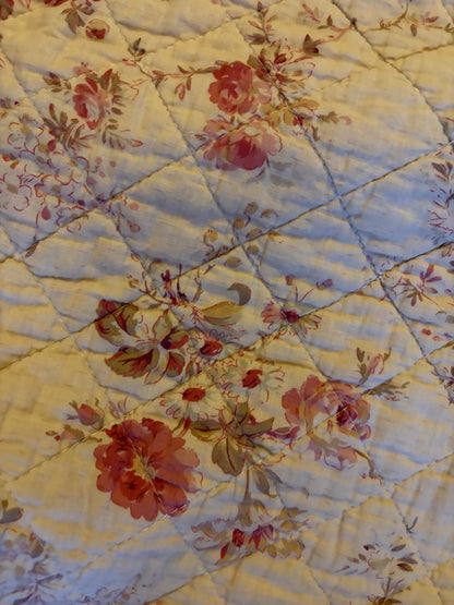 LARGE QUILT