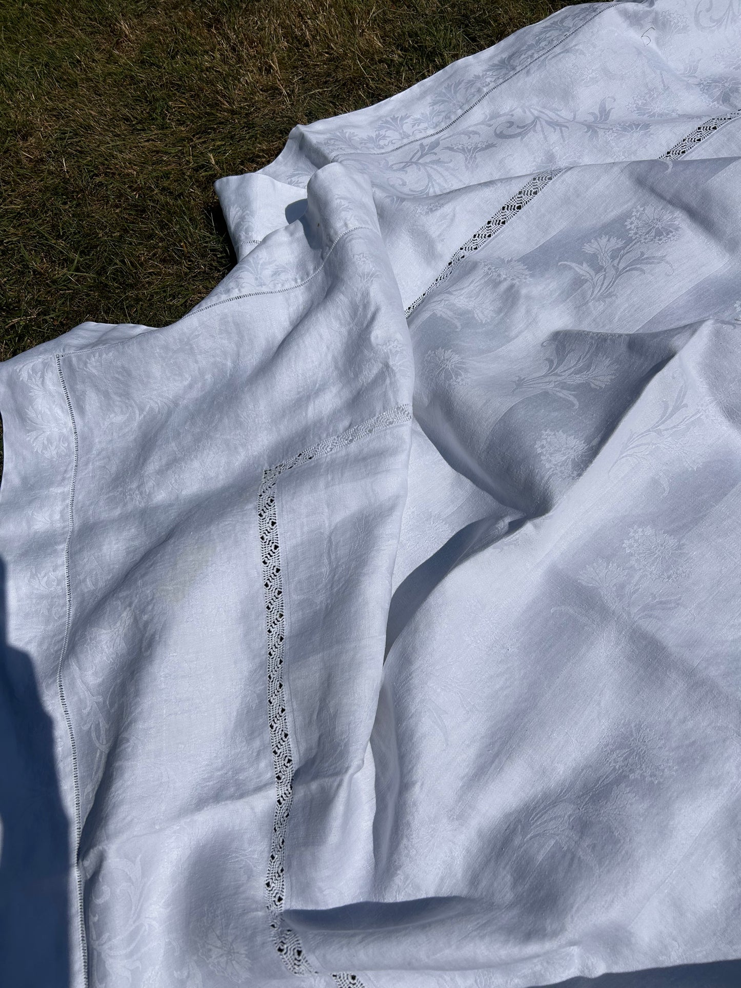 LINEN CLOTH